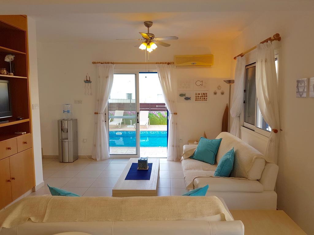 Villa Charlotte Protaras Extérieur photo
